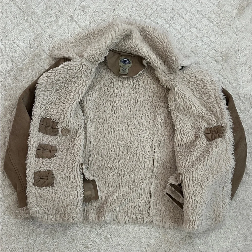 Cozy Brown Jacket with Faux Fur Trim - Picture 6 of 6